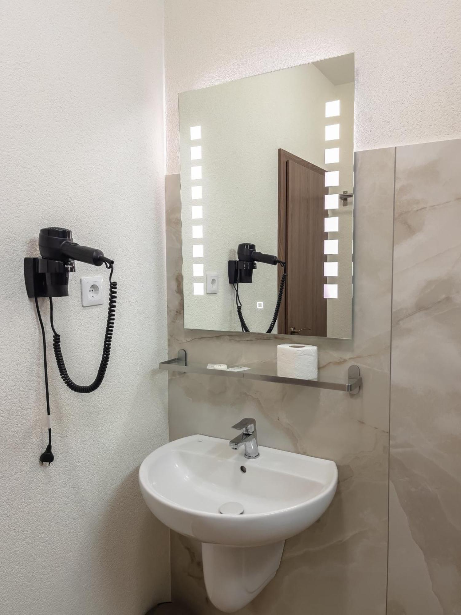 Hotel Eden Сібіу Екстер'єр фото